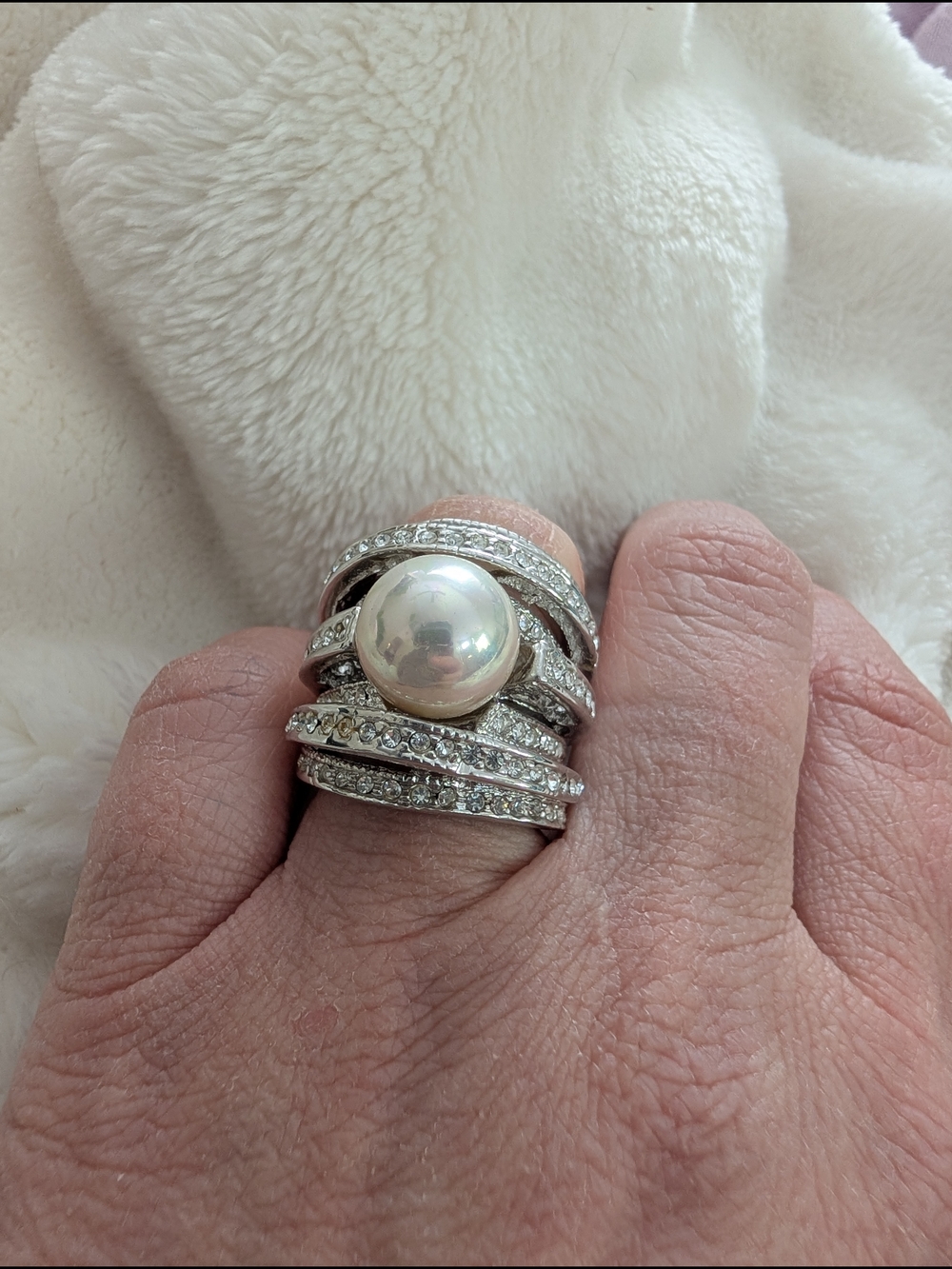 Chunky Pearl Statement Ring w/ Crystal Pave Wrap Band –Silver Tone Cocktail Ring